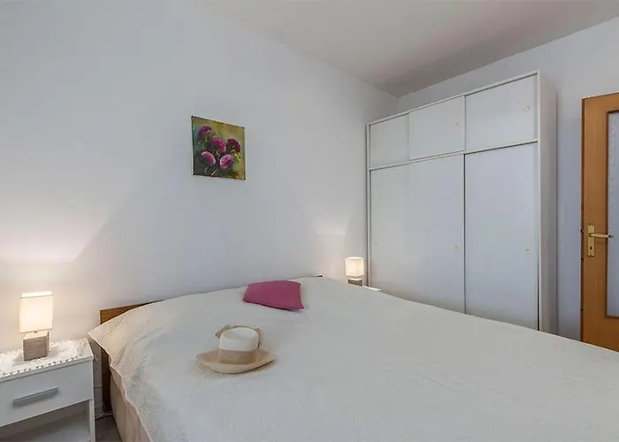 Novigrad 2536d Apartamento