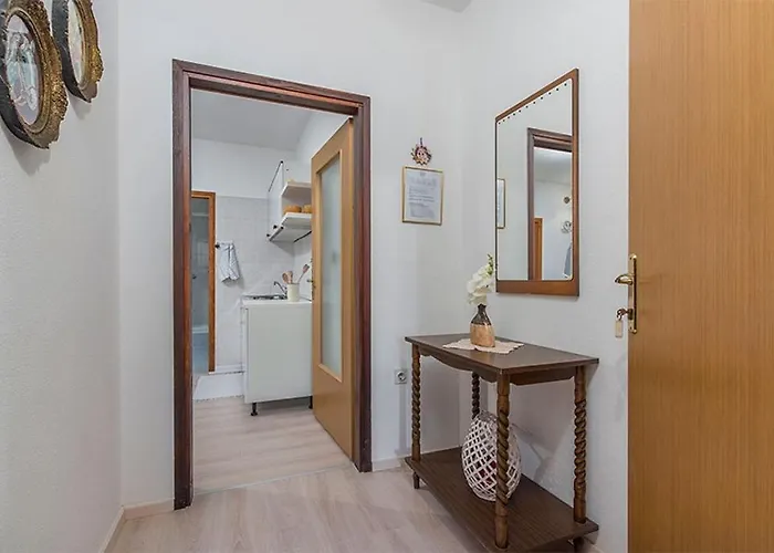 Novigrad 2536d Apartamento