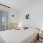 Novigrad 2536d דירה